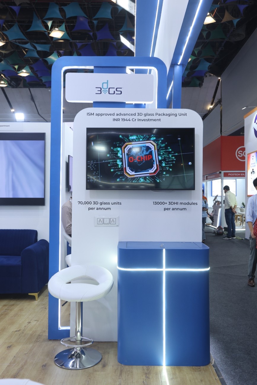 O-CHIP initiative showcasing advanced semiconductor.